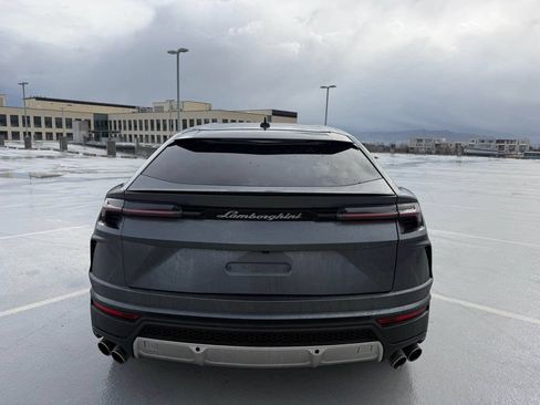Used 2019 Lamborghini Urus AWD/4WD image 10