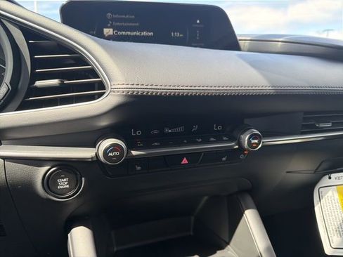 New 2026 MAZDA MAZDA3 2.5 S Sedan w/ Preferred Pkg image 38