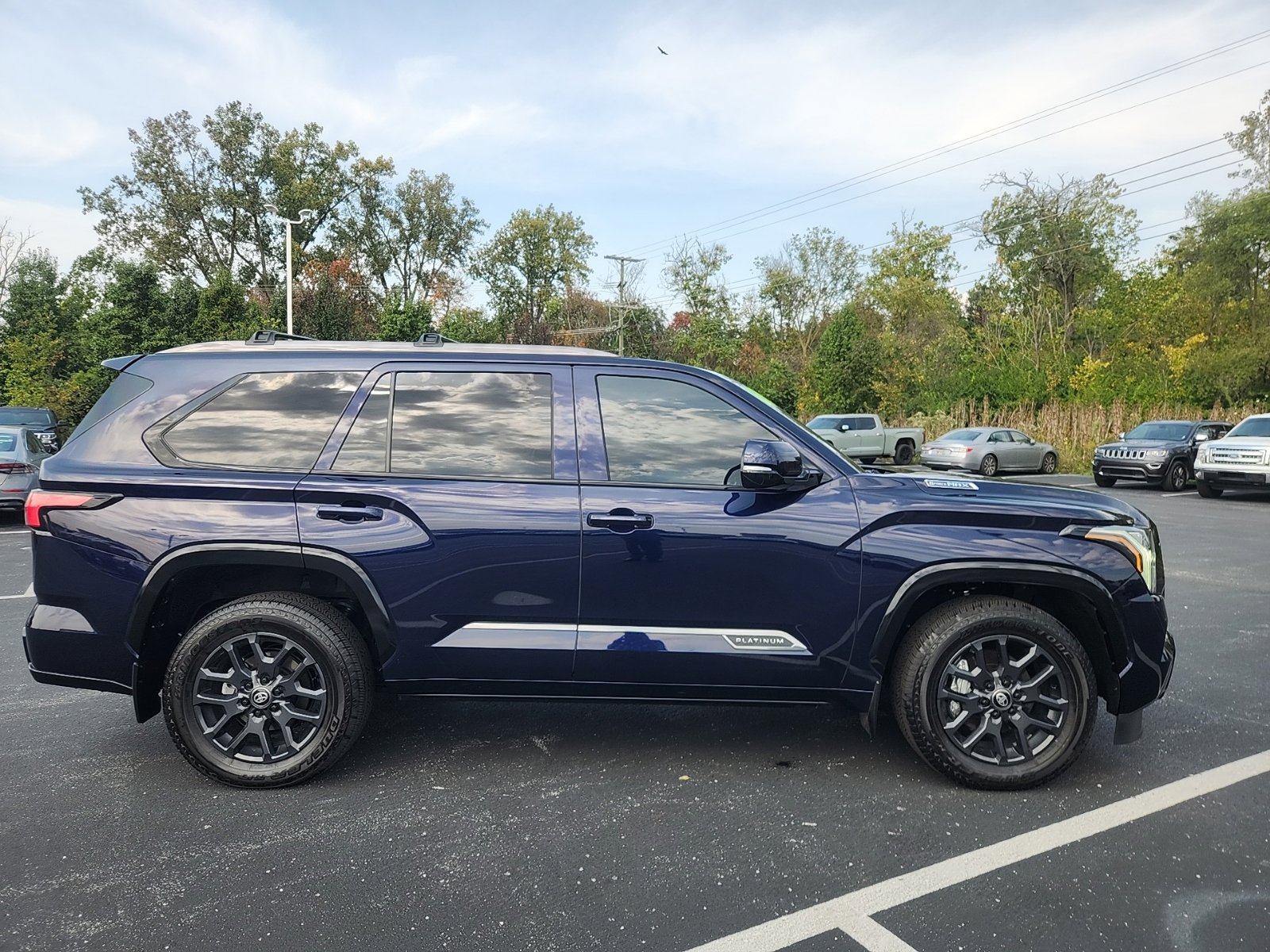 Used 2026 Toyota Sequoia Platinum AWD/4WD image 9
