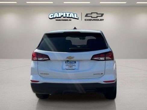Certified 2022 Chevrolet Equinox LS w/ LS Convenience Package image 4
