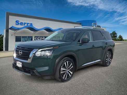 Used 2023 Nissan Pathfinder Platinum AWD/4WD image 1