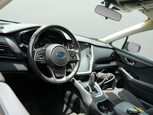 Used 2024 Subaru Outback Premium AWD/4WD image 12