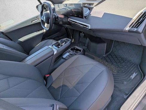 Used 2024 BMW iX xDrive50 w/ Premium Package AWD/4WD image 22