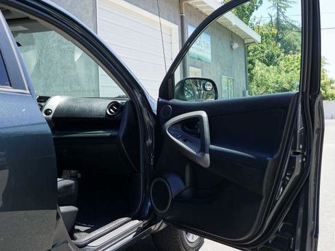 Used 2008 Toyota RAV4 Sport FWD image 30