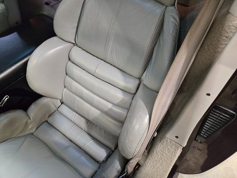 Used 1992 Chevrolet Corvette Coupe image 19