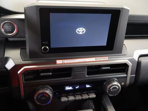 Certified 2025 Toyota 4Runner SR5 image 22