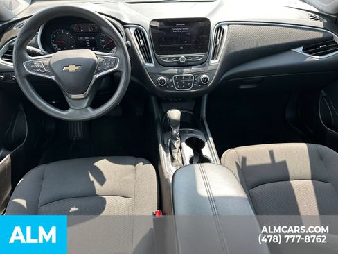 Used 2025 Chevrolet Malibu LT FWD image 27