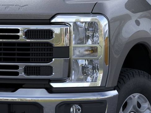 New 2026 Ford F350 XLT AWD/4WD image 18