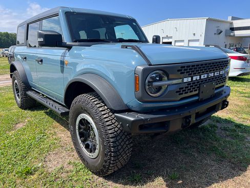 Used 2023 Ford Bronco Badlands AWD/4WD image 10