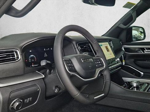 New 2026 Jeep Grand Wagoneer 4WD image 3