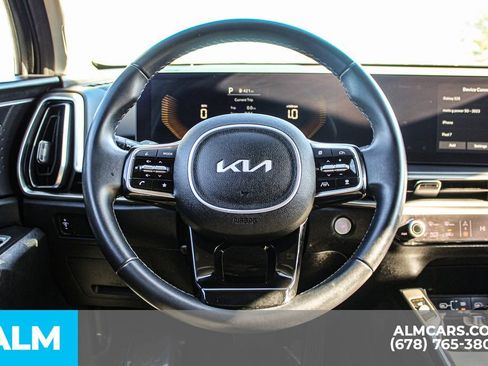 Used 2024 Kia Sorento S image 28
