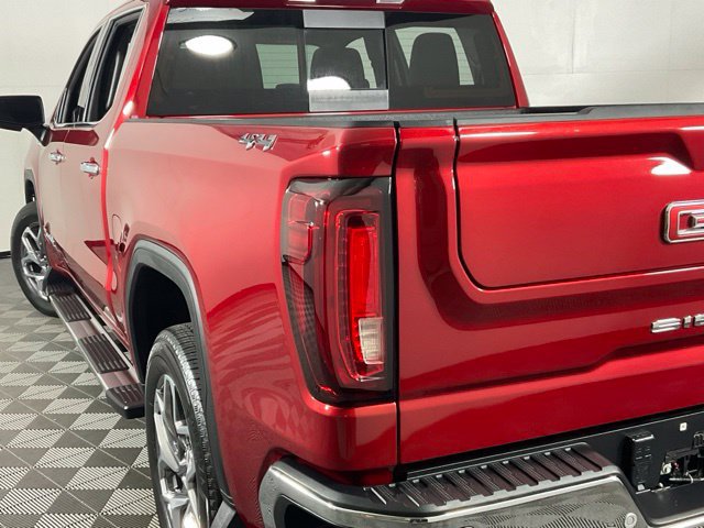 Used 2024 GMC Sierra 1500 SLT w/ SLT Premium Plus Package AWD/4WD image 36
