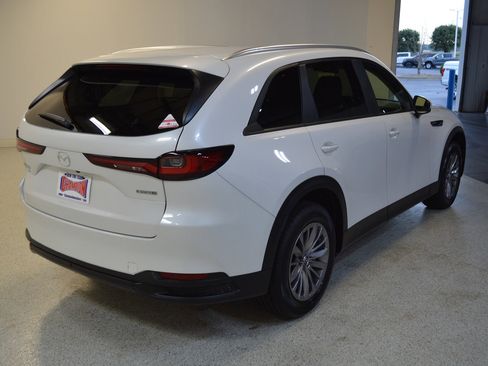 New 2025 MAZDA CX-90 3.3 Turbo w/ Select Package image 3