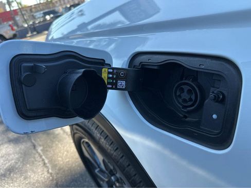 Used 2022 Jeep Grand Cherokee Limited 4xe image 44