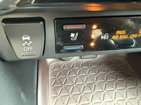 Used 2023 Toyota RAV4 Limited w/ Limited Grade Weather Package image 20