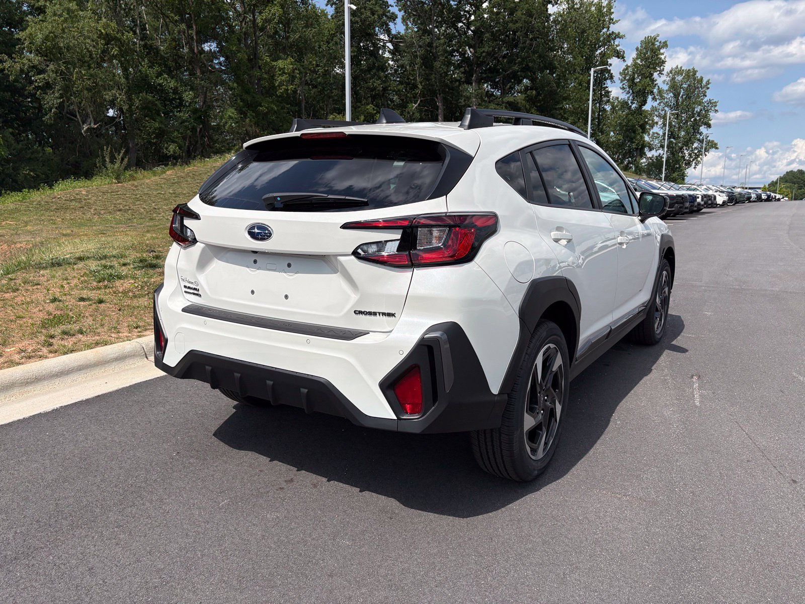 New 2026 Subaru Crosstrek 2.5i Limited w/ Popular Package #3A AWD/4WD image 9