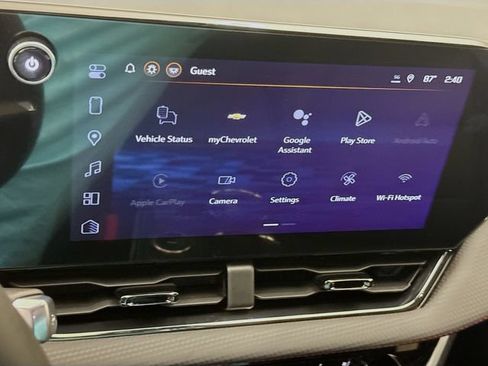 New 2026 Chevrolet Equinox RS w/ Convenience Package III FWD image 17