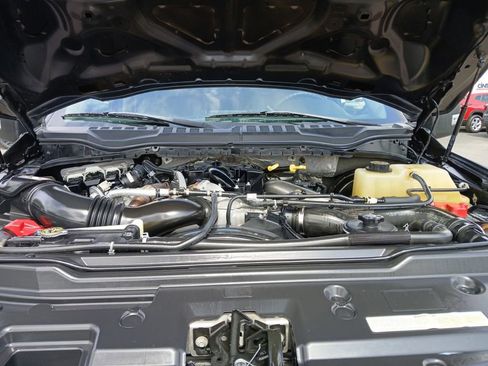 Used 2019 Ford F250 XL w/ STX Appearance Package image 20