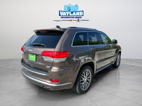 Certified 2018 Jeep Grand Cherokee Summit w/ Platinum Series Group AWD/4WD image 5