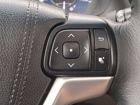 Used 2016 Toyota Sienna XLE AWD/4WD image 18