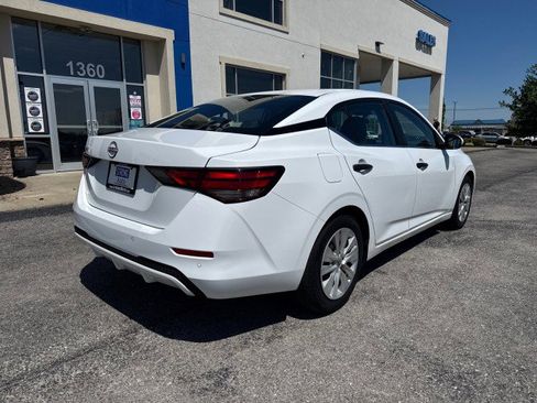 Used 2024 Nissan Sentra S FWD image 17