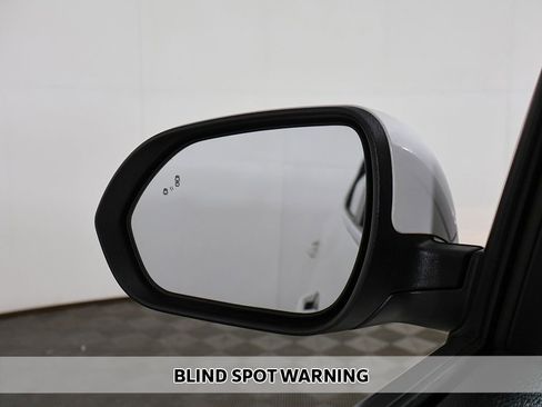 Used 2024 Kia Seltos S AWD/4WD image 5