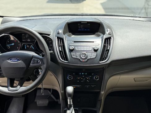 Used 2017 Ford Escape SE FWD image 33