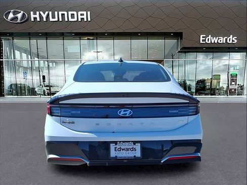 New 2025 Hyundai Sonata SEL image 6