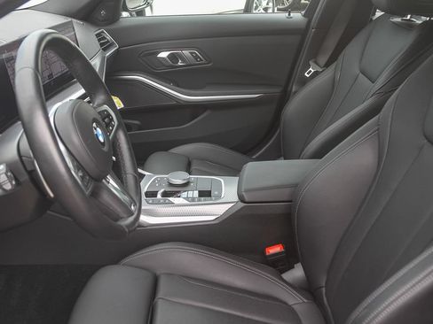 Used 2023 BMW 330i Sedan w/ M Sport Package RWD image 15