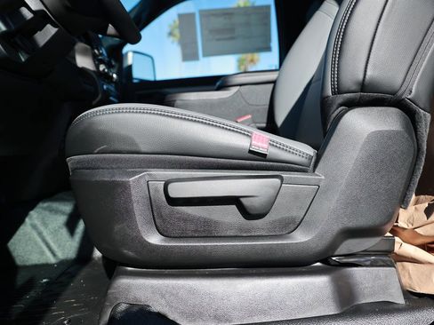 New 2026 RAM 5500 Tradesman image 17