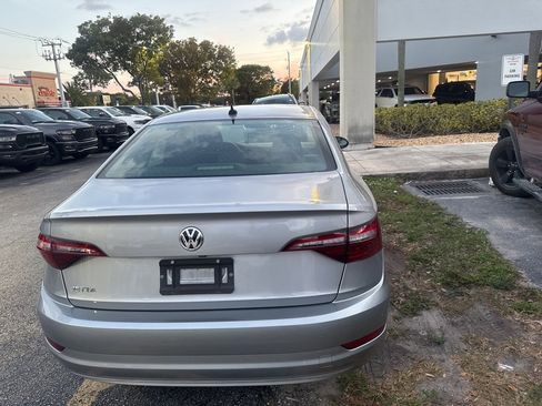 Used 2021 Volkswagen Jetta S w/ Driver Assistance Package image 7