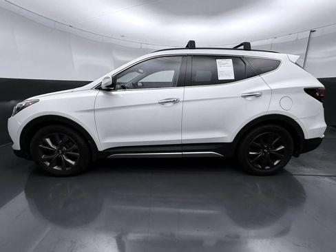 Used 2018 Hyundai Santa Fe Sport w/ 2.0T Ultimate Tech Package 05 AWD/4WD image 4