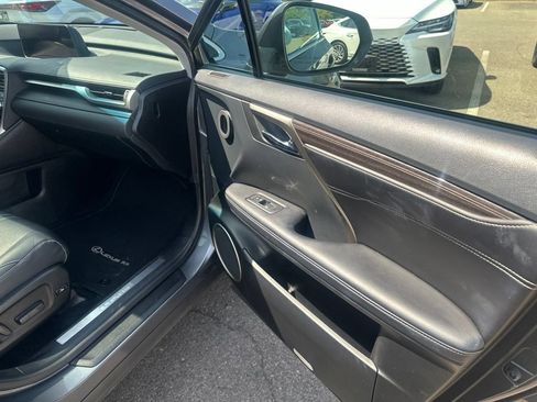 Used 2019 Lexus RX 450h AWD image 27