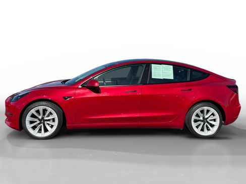 Used 2022 Tesla Model 3 Long Range AWD/4WD image 2