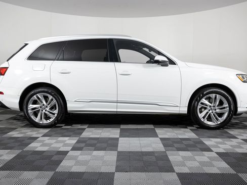 Used 2021 Audi Q7 2.0T Premium w/ Convenience Package image 9