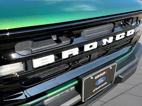 Used 2025 Ford Bronco Outer Banks AWD/4WD image 30