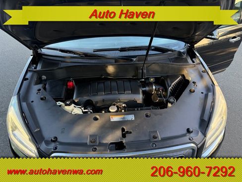 Used 2014 GMC Acadia SLT AWD/4WD image 16