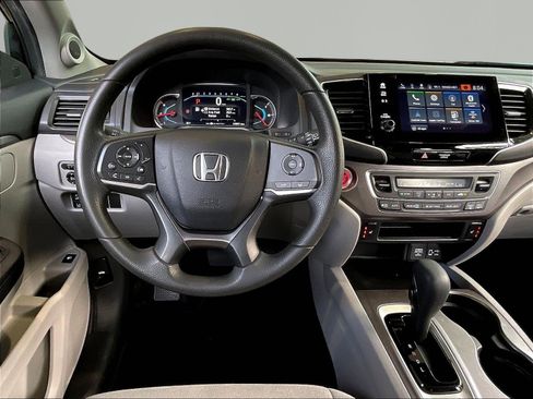 Used 2020 Honda Pilot EX image 8