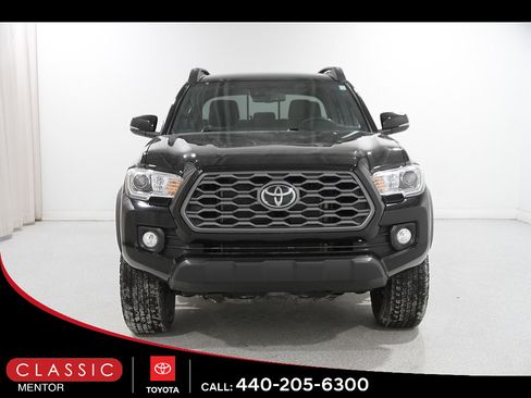 Used 2023 Toyota Tacoma TRD Off-Road AWD/4WD image 2