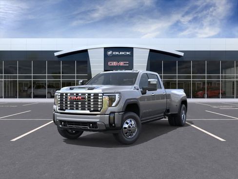 New 2026 GMC Sierra 3500 Denali AWD/4WD image 8
