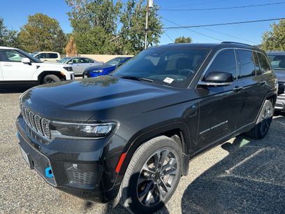 Used 2023 Jeep Grand Cherokee Overland w/ Advanced Protech Group III