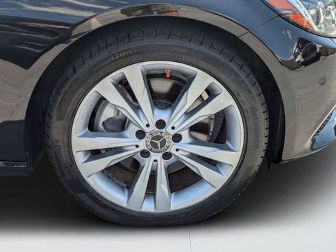 Used 2018 Mercedes-Benz C 300 4MATIC Cabriolet image 9