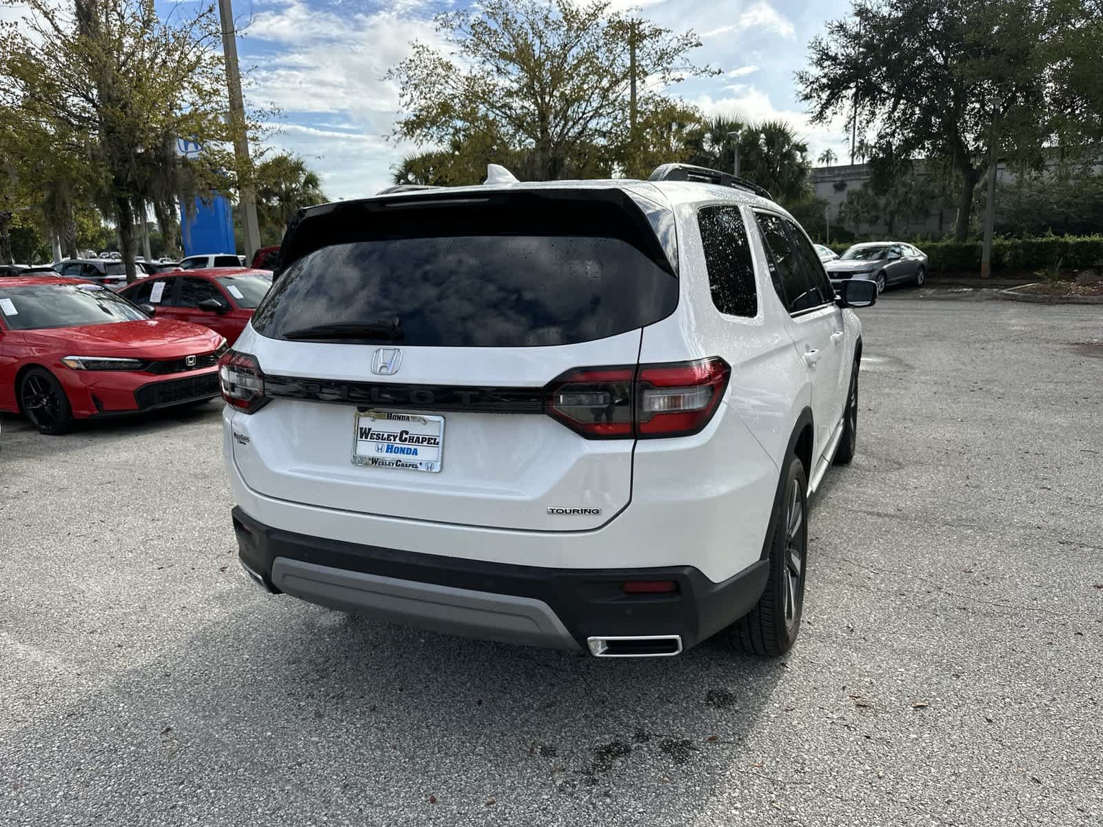 Used 2024 Honda Pilot Touring image 6