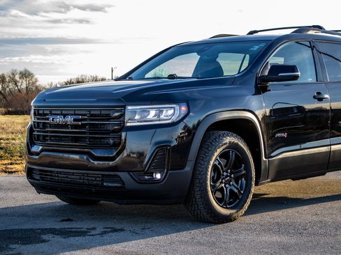 Used 2020 GMC Acadia AT4 image 16
