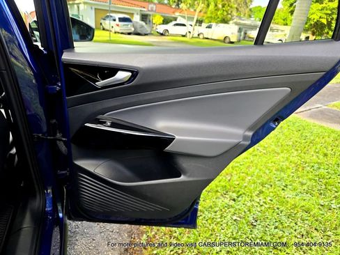 Used 2021 Volkswagen ID.4 Pro S image 38