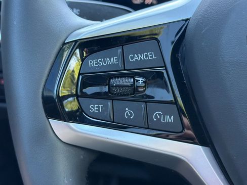 Certified 2025 BMW i4 eDrive40 image 30