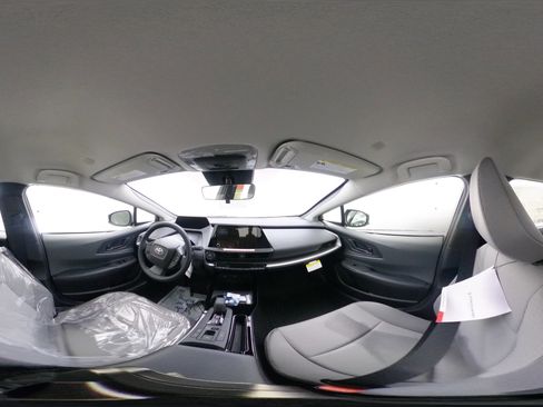 New 2026 Toyota Prius LE image 54