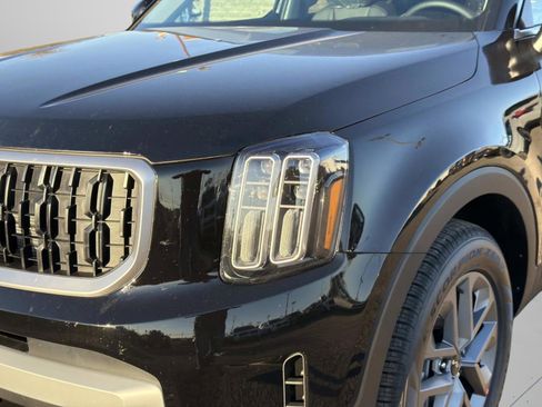 New 2025 Kia Telluride LX image 9