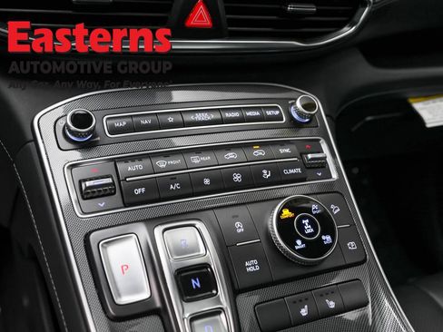 Used 2023 Hyundai Santa Fe SEL w/ Premium Package image 20