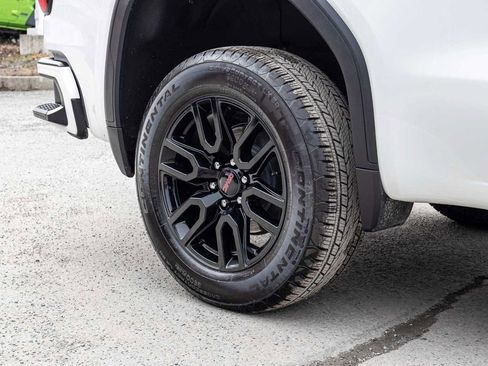 Used 2025 GMC Sierra 1500 Elevation w/ Elevation Premium Package image 10